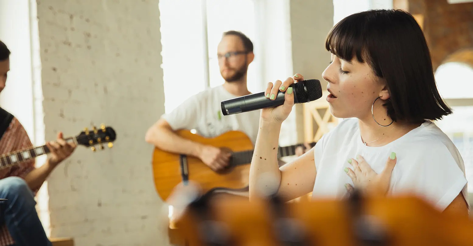 Accademia09, la scuola di canto a Milano per diventare un cantante professionista